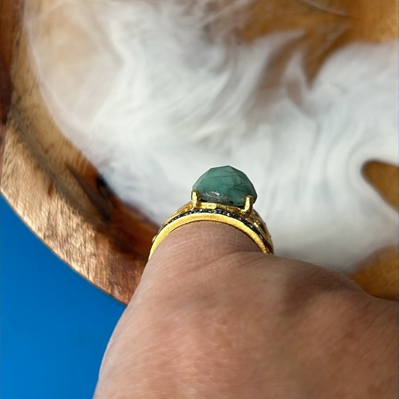 🖤NEW💕Green gemstone ring - Picture 5 of 16
